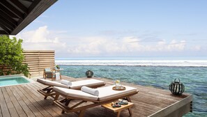 Ocean Pool Villa | Frette Italian sheets, premium bedding, minibar, in-room safe - Anantara Veli Maldives Resort - Adults Only (Veligandu)
