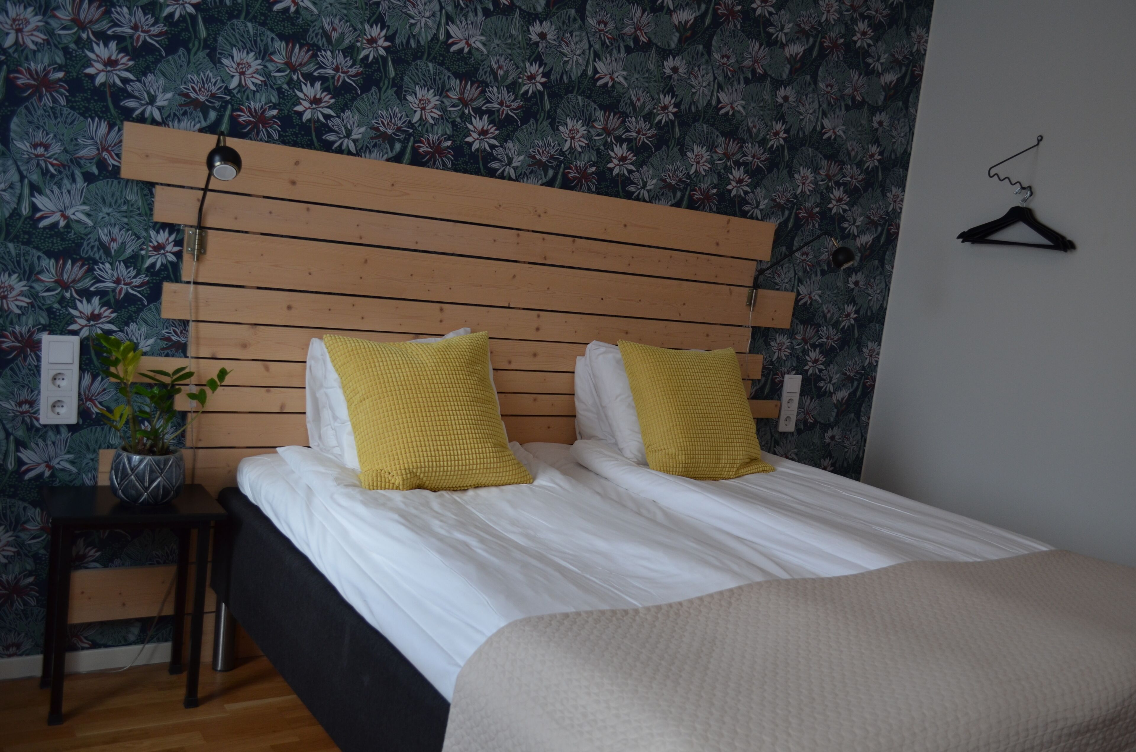 1 bedroom, individually decorated, desk, iron/ironing board