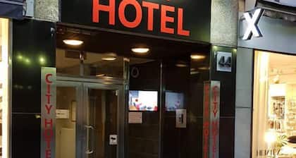 City Hotel