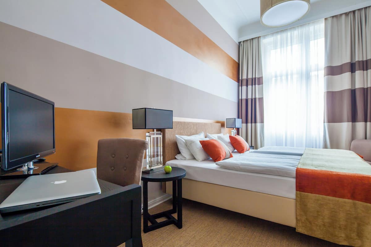 Iron/ironing board (on request), free WiFi, bed sheets