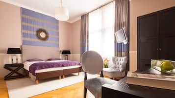Iron/ironing board, free WiFi, bed sheets
