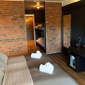 Desk, free WiFi, bed sheets - Oscarsborg Castle Hotel & Resort (Frogn)