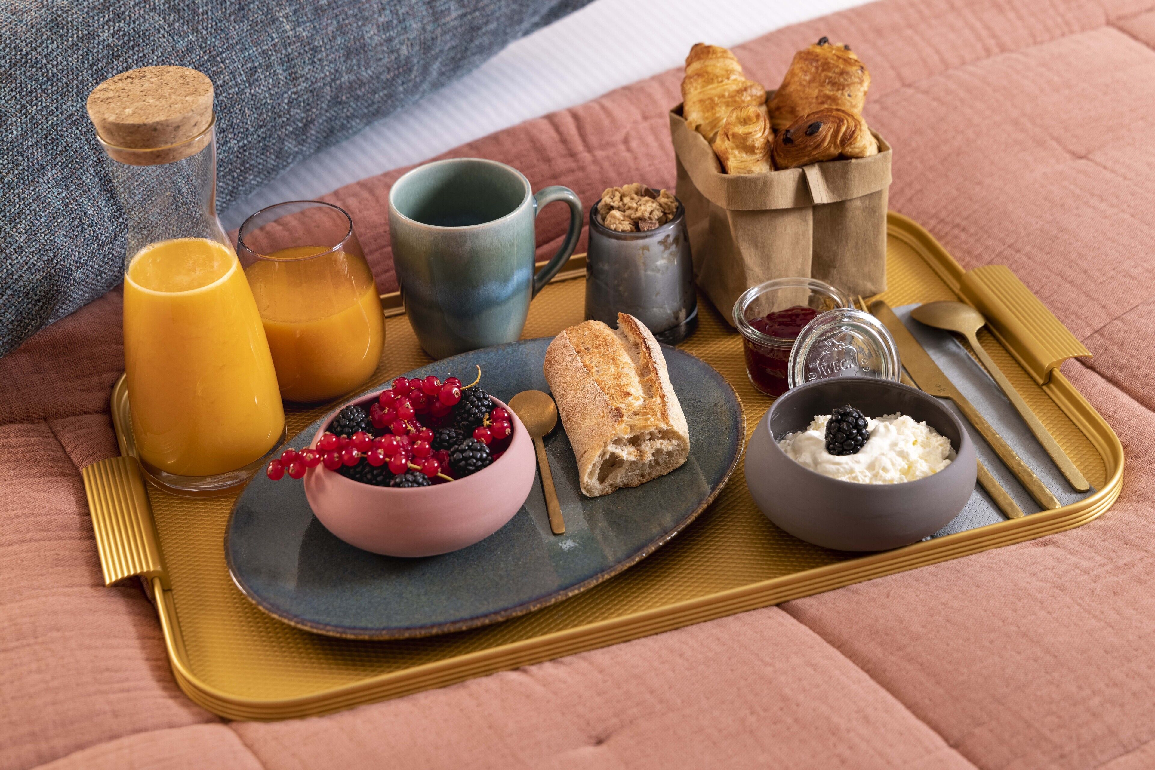 Petit déjeuner buffet servi tous les jours en supplément