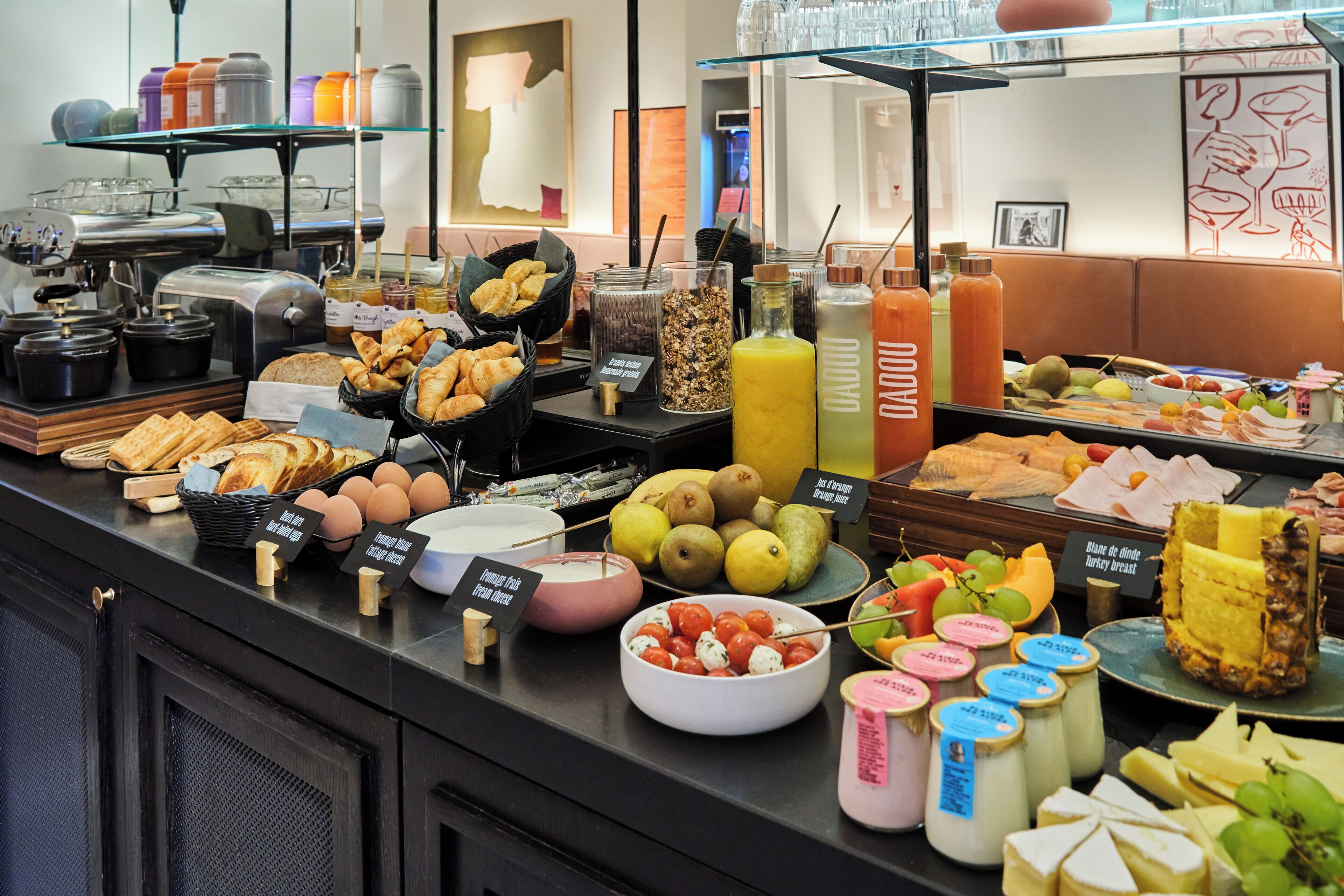 Daily buffet breakfast for a fee