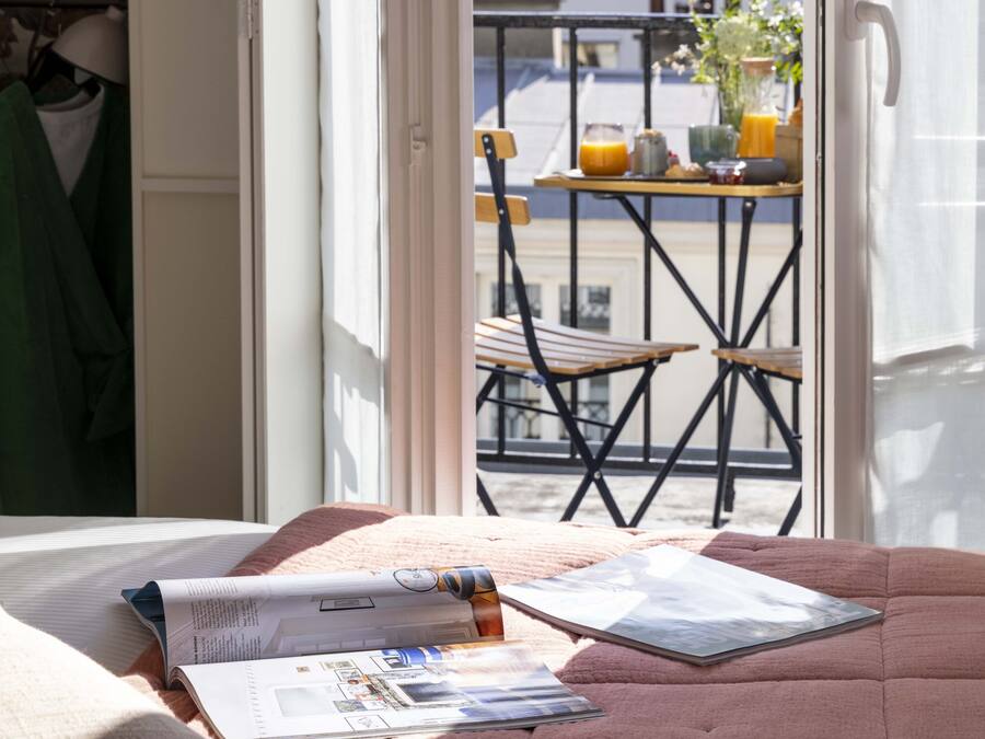 Superior kamer, balkon | Luxe beddengoed, een kluis op de kamer, individueel gedecoreerd