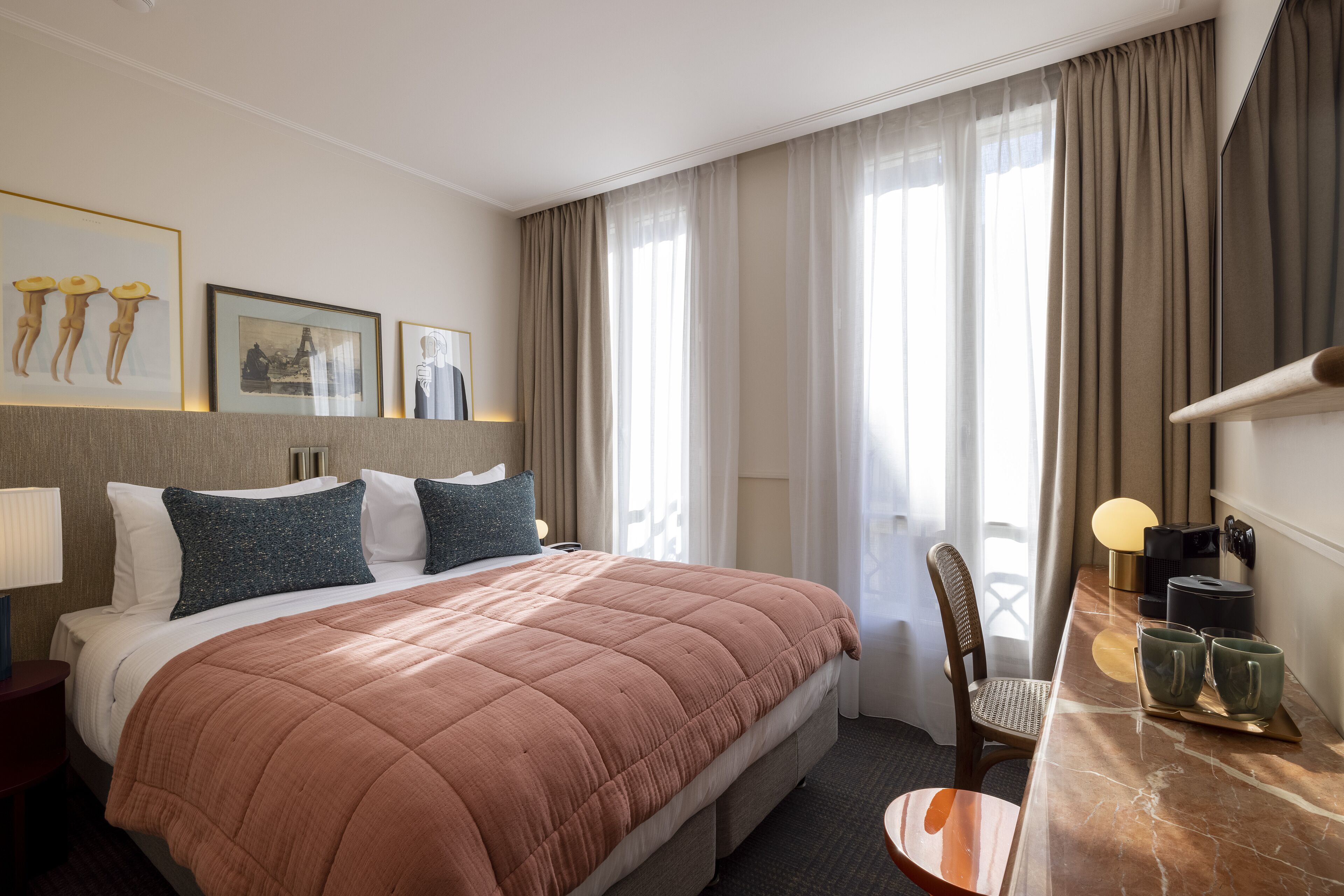 premium bedding, in-room safe, individually decorated, desk