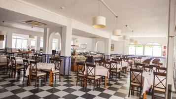 Esmorzar diari d'estil bufet (de pagament)