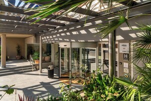 Fachada de la propiedad