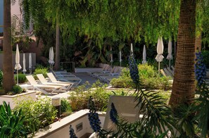 Exterior - AQUA Hotel The Breeze & Spa - All Inclusive - Adults Only +18 (Santa Susanna)