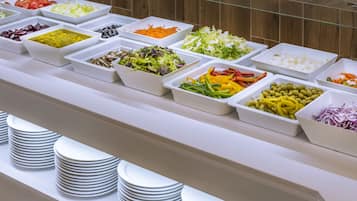 Breakfast, lunch, dinner served; Mediterranean cuisine