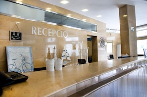 Check-in/check-out kiosk - Bon Repos (Calella)