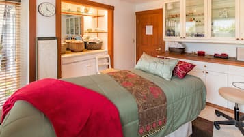 Deep-tissue massages, Swedish massages, prenatal massages, body scrubs