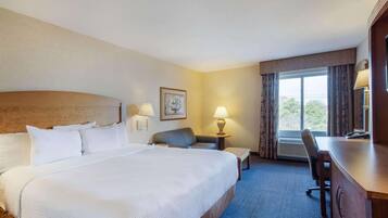 Deluxe-rum - 1 kingsize-sÀng - icke-rökare | SÀngtillbehör av högsta kvalitet, bÀddmadrasser och skrivbord