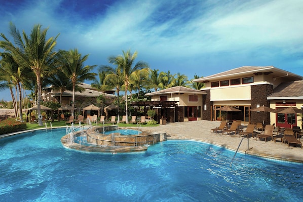 Outdoor pool, cabanas (surcharge), pool umbrellas