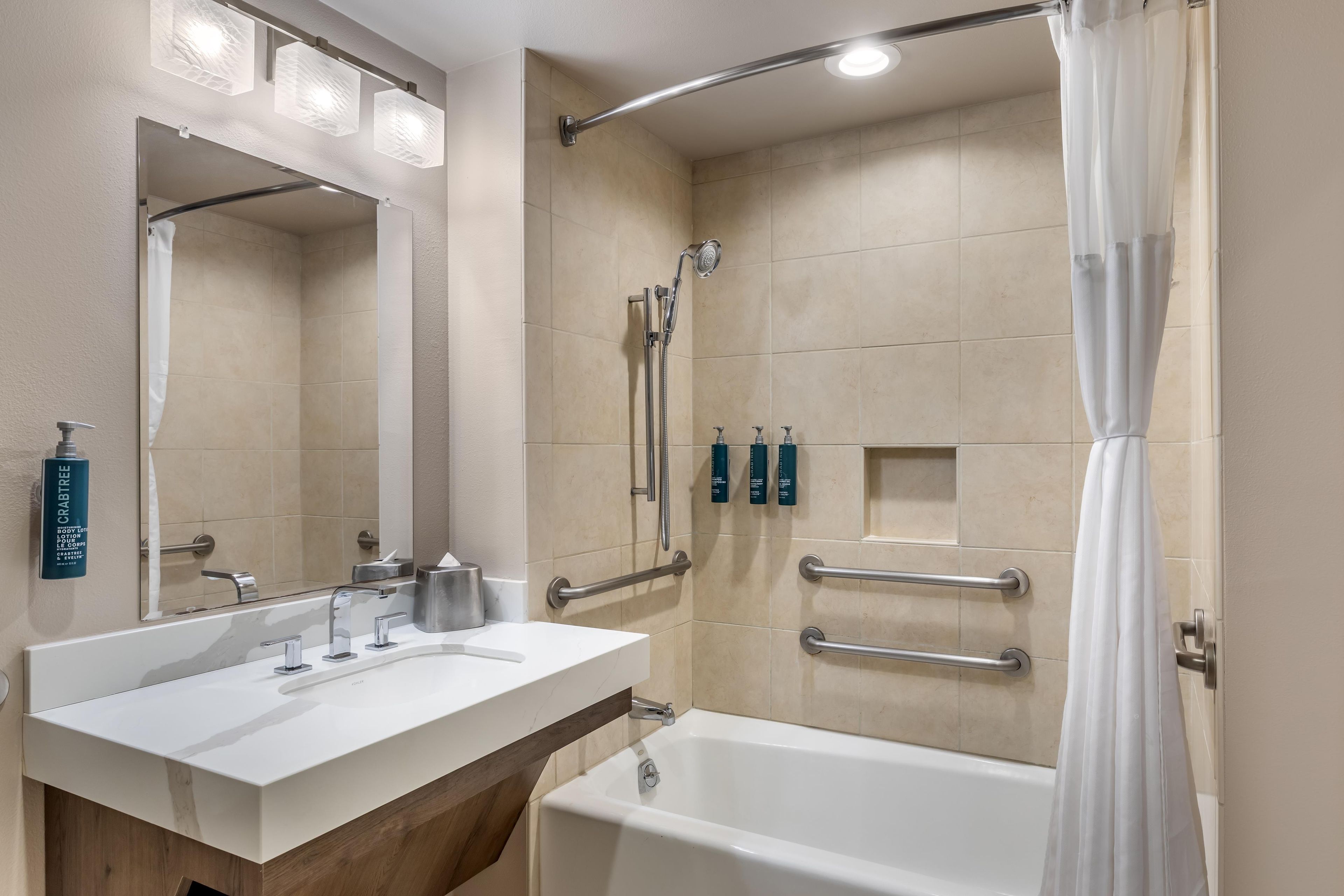 Badkamer met douche
