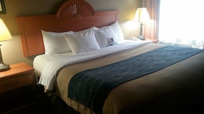 Premium bedding, individually decorated, individually furnished, desk