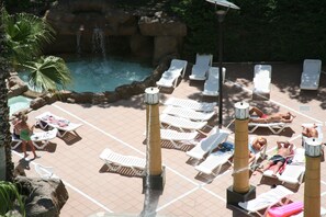 季節性室外泳池