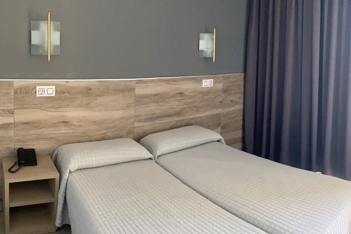 Coffres-forts dans les chambres, bureau, chambres insonorisées, Wi-Fi