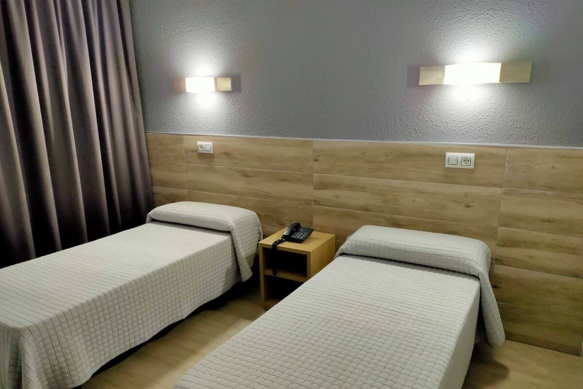 Két bảo mật tại phòng, bàn, phòng cách âm 
