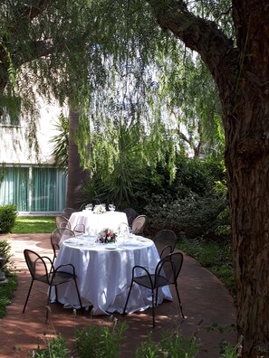 Desayuno buffet incluido todos los días 