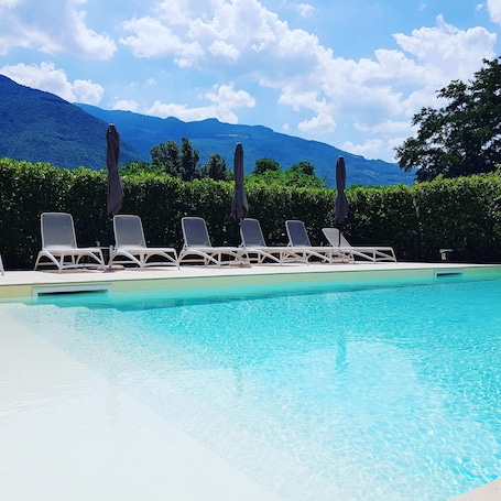 Esterni. Hotel Diana