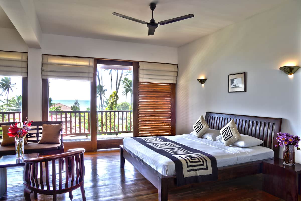 1 bedroom, pillow-top beds, minibar, in-room safe