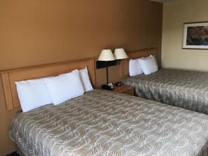 客房, 2 张大床, 无烟房 | 免费 WiFi、床单、闹钟