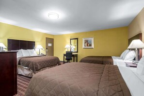 Pillowtop-Betten, Schreibtisch, Bügeleisen/Bügelbrett, kostenloses WLAN