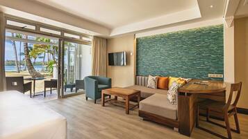 Een minibar, een kluis op de kamer, verduisterende gordijnen