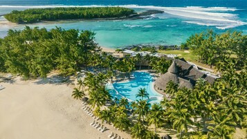 迷你吧、客房内保险箱、遮光窗帘、熨斗/熨板