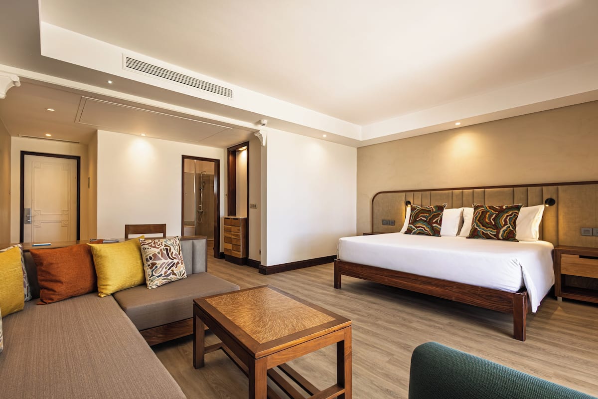 Minibar, in-room safe, blackout drapes, iron/ironing board