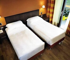 1 bedroom, minibar, in-room safe, desk