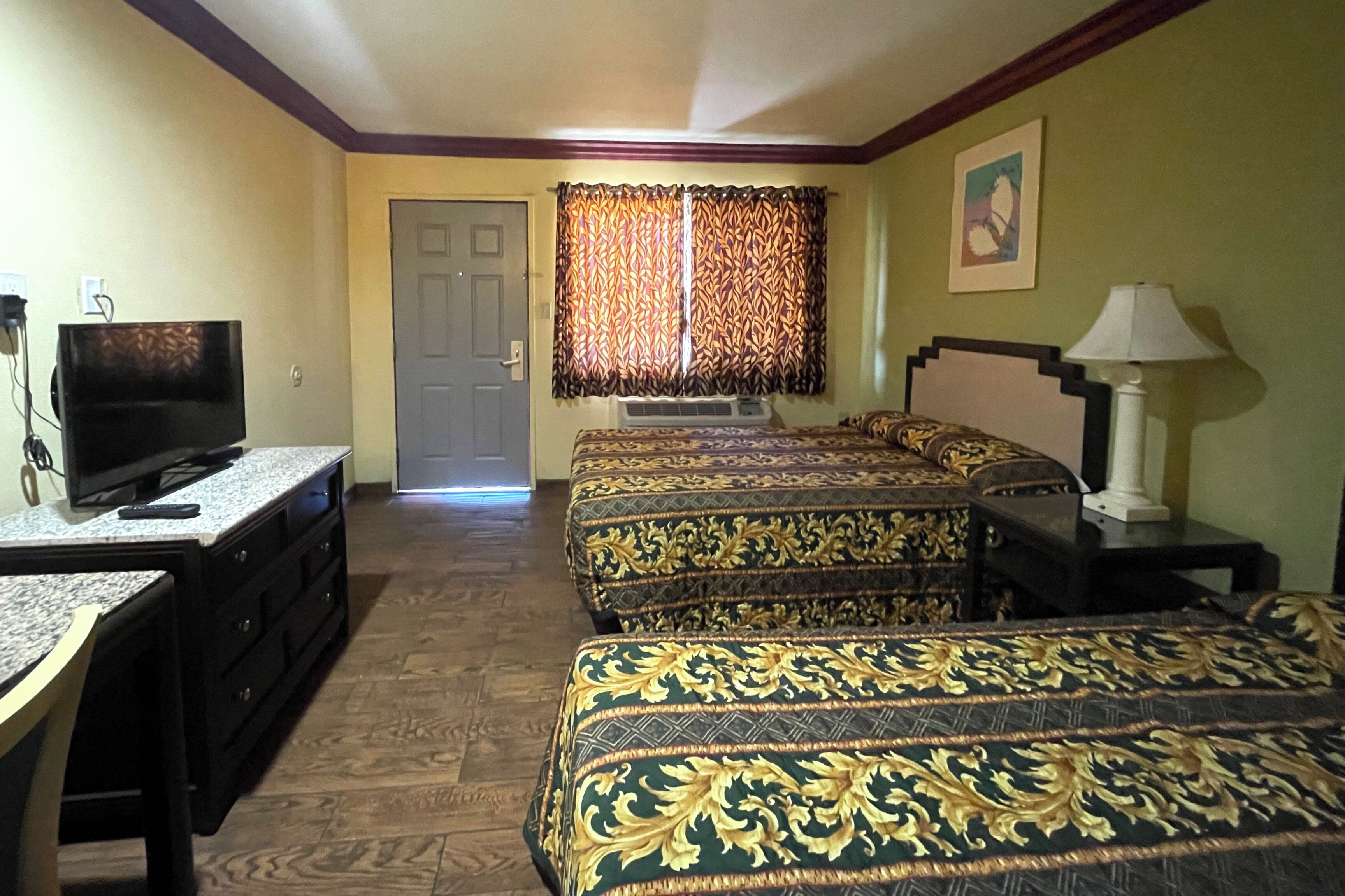 Standard Room, 1 Double Bed | Desk, iron/ironing board, free WiFi, bed sheets