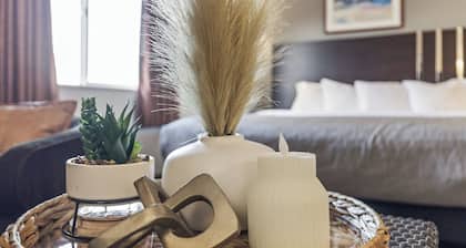 Quality Inn & Suites Salina National Forest Area