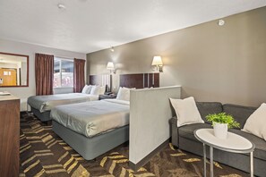 Suite, Multiple Beds, Non Smoking - Quality Inn & Suites Salina National Forest Area (Salina)