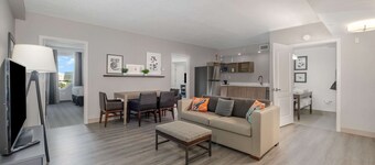 Country Inn & Suites by Radisson, Port Canaveral, FL