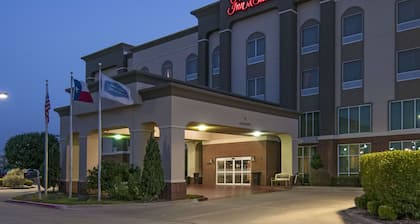 Hampton Inn & Suites Waxahachie
