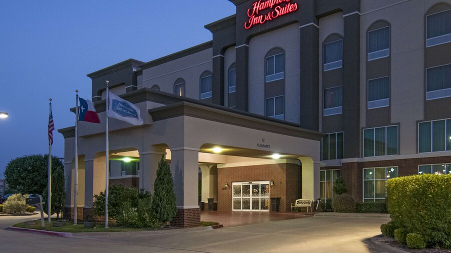 Hampton Inn & Suites Waxahachie