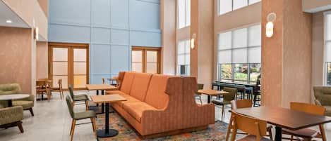 Desayuno buffet incluido todos los días