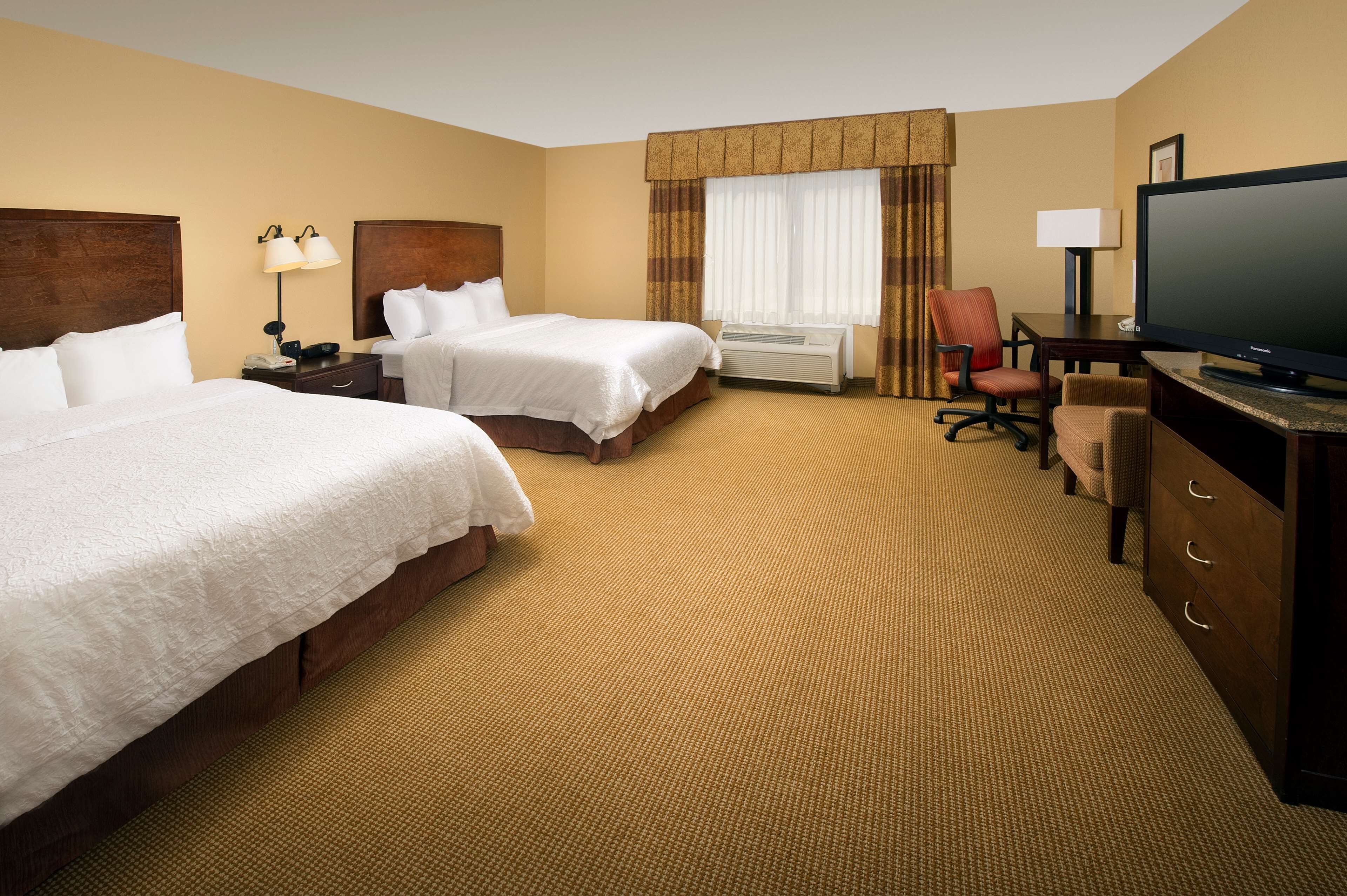 Photo - Hampton Inn and Suites San Antonio Airport