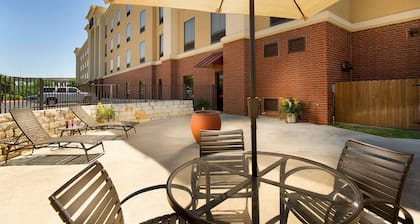 Hampton Inn & Suites San Antonio-Airport
