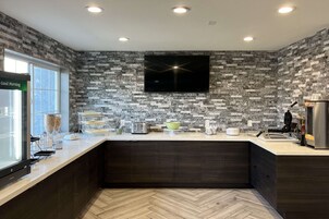 Café da manhã continental grátis todos os dias