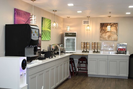 Free daily full breakfast