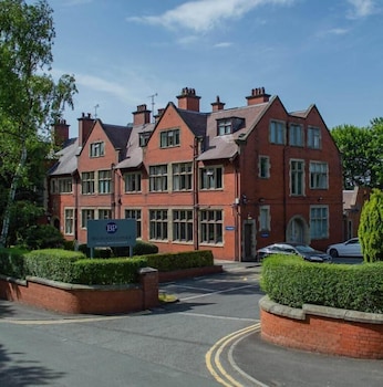 Broadfield Park Hotel Rochdale