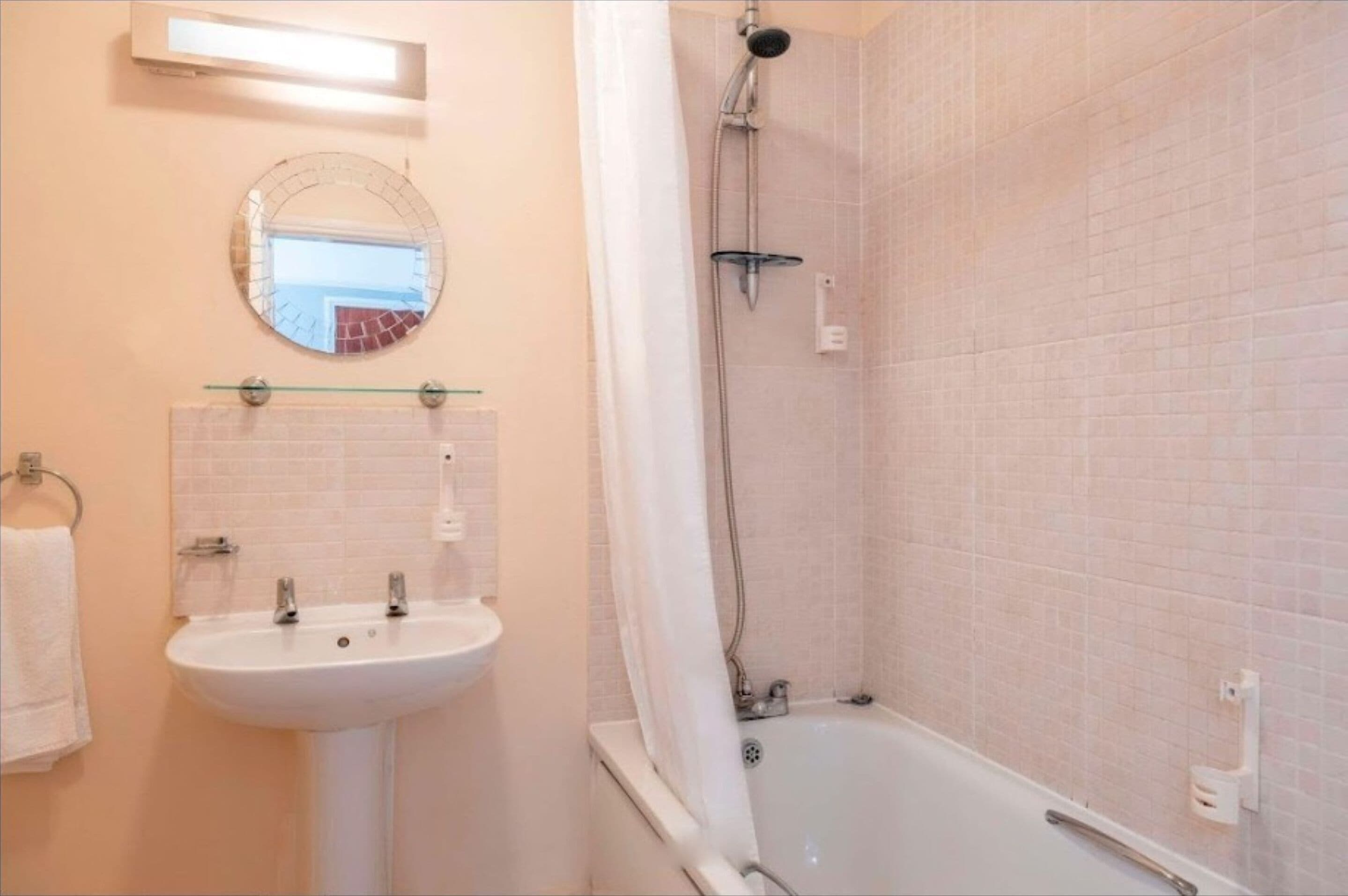 Shower, free toiletries, hair dryer, bathrobes