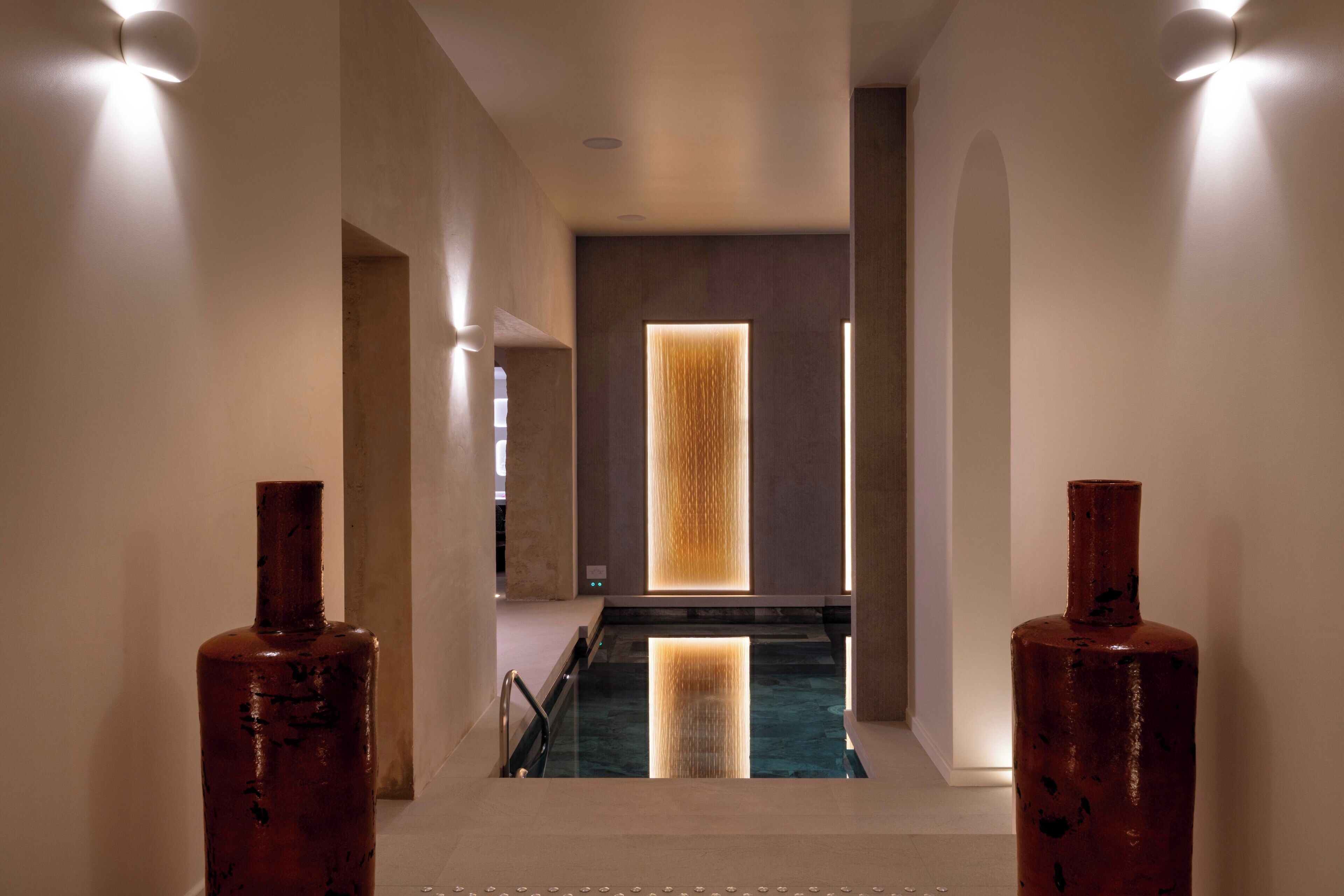 Sauna, soins corporels, soins du visage, 2 salles de soins, massages