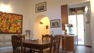 Decoración personalizada, escritorio y insonorización