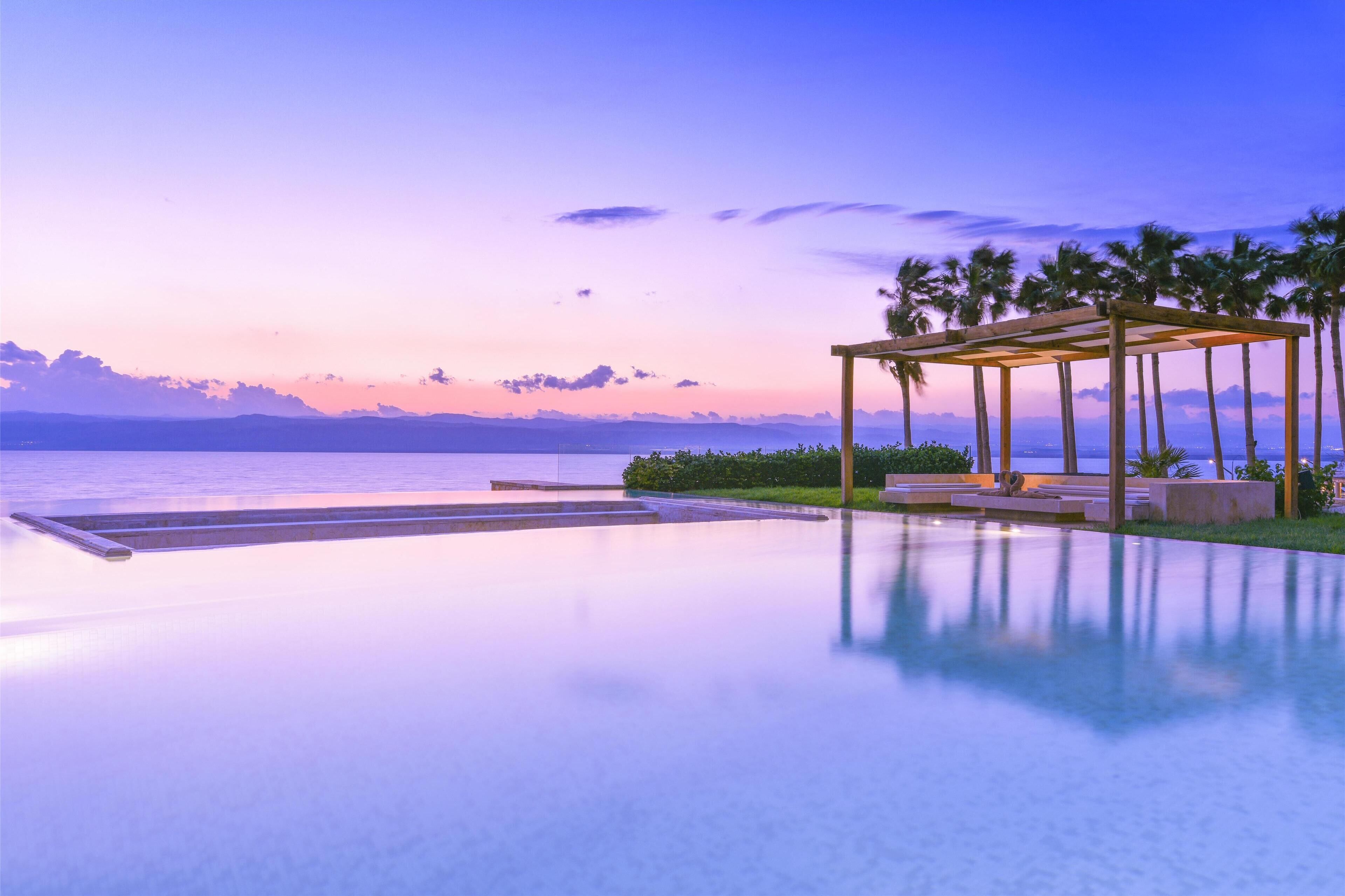 private beach, sun-loungers, beach umbrellas, beach towels