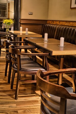 2 bares, bar de vinos