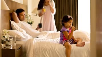 1 bedroom, premium bedding, pillow-top beds, minibar